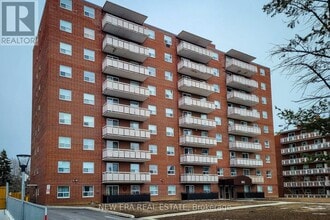 Building Photo - 851-851 Queenston Rd
