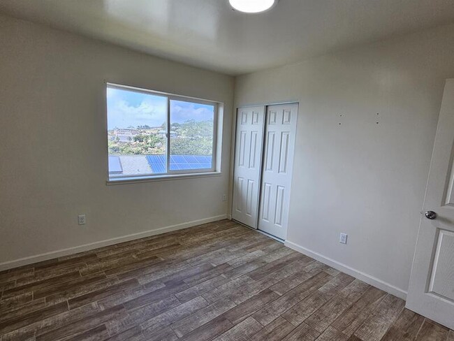 Building Photo - 1211 Alewa Dr