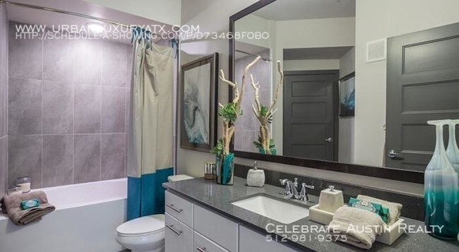 Building Photo - 2 bedroom in Austin TX 78702