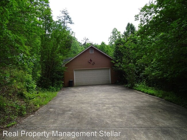 Building Photo - 3 br, 2 bath House - 89 Twin Creek Drive