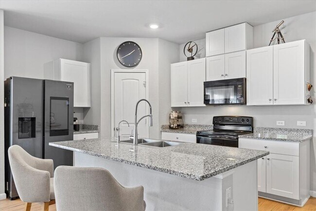 Foto del edificio - 5801 Brocade Dr