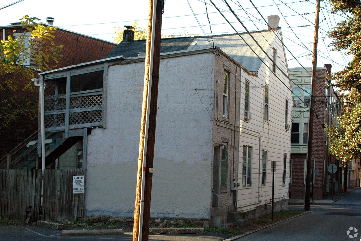 Foto del edificio - 217 Boas St