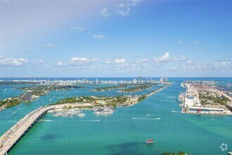 Building Photo - 1100 Biscayne Blvd