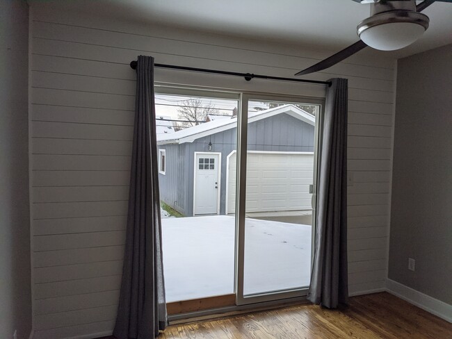 Bedroom 1 - 625 S Campbell Rd