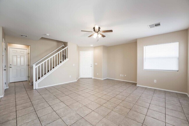 Foto del edificio - Exceptional 3 Bedroom rental property offe...