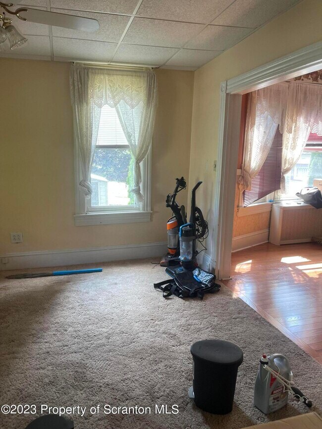 Building Photo - 1103 Monroe Ave