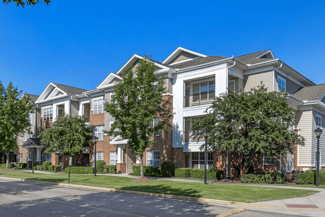 Building Photo - The Reserves at Arboretum Apartments