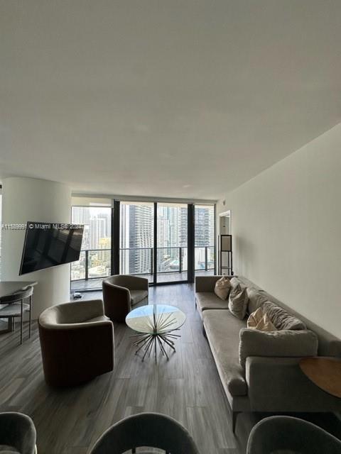 Foto del edificio - 801 S Miami Ave