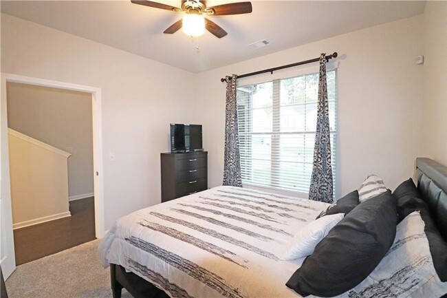 Building Photo - 3436 Ebb Cir