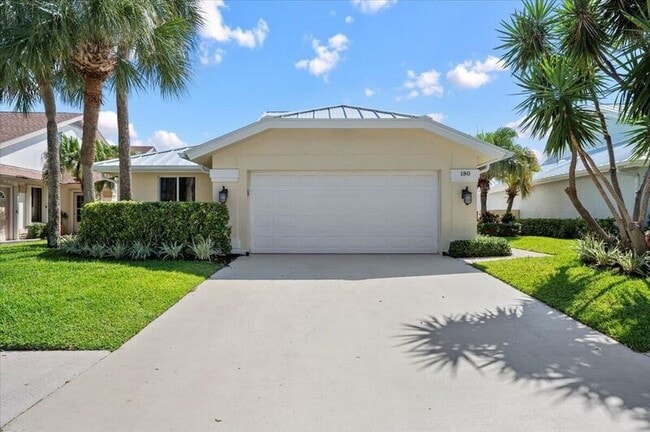 Foto del edificio - 180 Ridge Rd