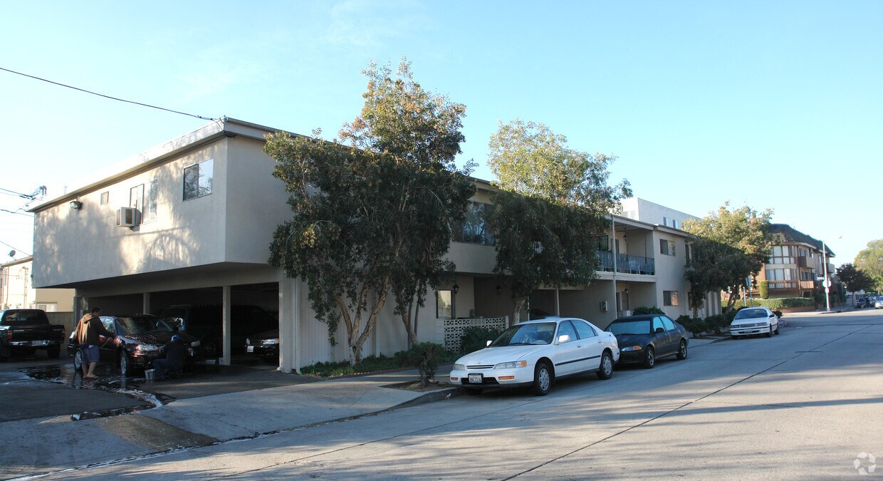 5826 Tujunga Ave, North Hollywood, CA 91601 Apartments in North Hollywood, CA