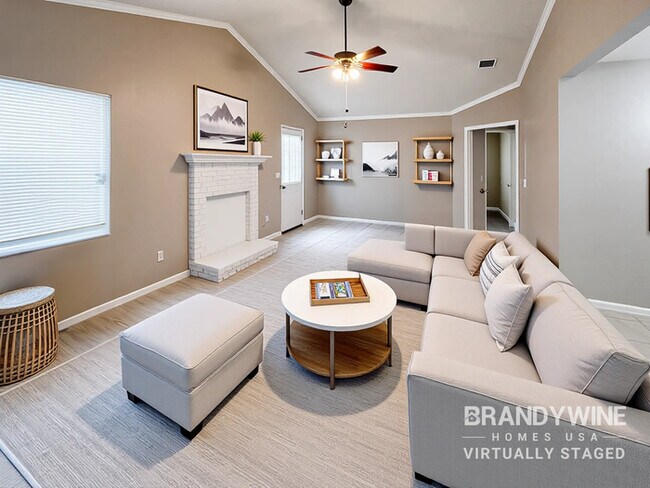 Foto del edificio - 3931 Hunters Lake Cir W