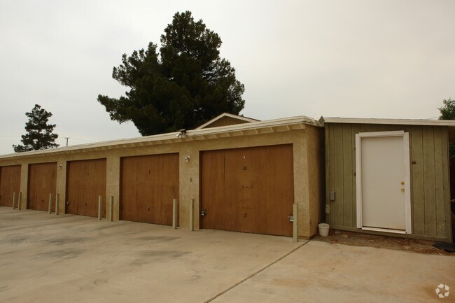 Foto del edificio - 15360 Sequoia Ave