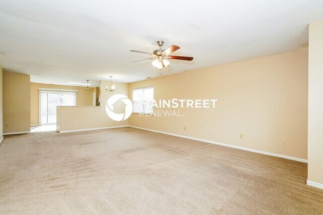 Building Photo - 3 Bedroom Pet-Friendly Home in Indianapoli...