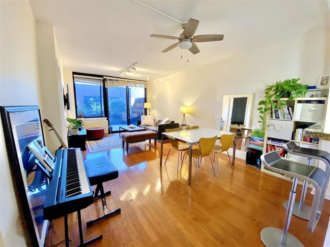 700 Grove St Jersey City, NJ 07310 Alquileres en Jersey City, NJ