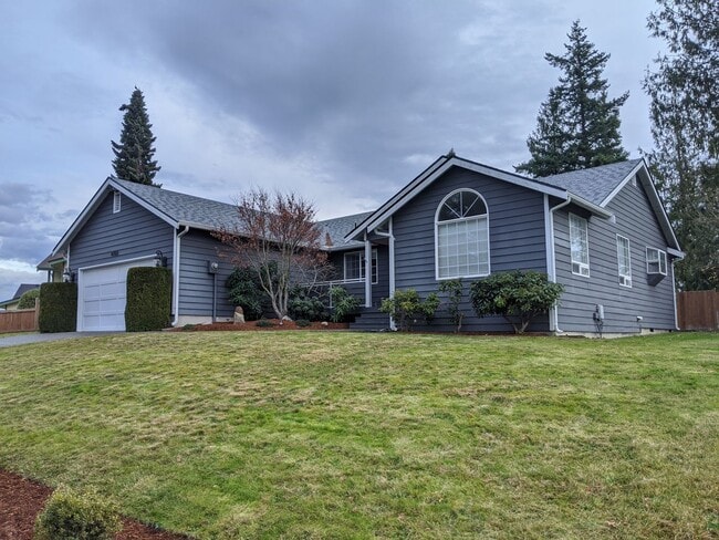 Foto del edificio - 4703 Cypress Dr