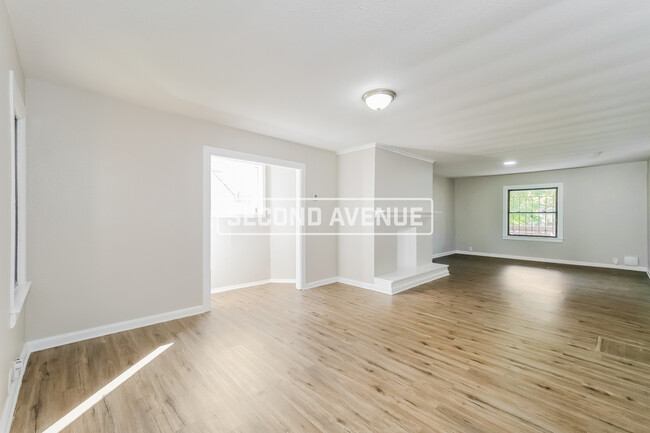 Building Photo - 2723 Park Ave