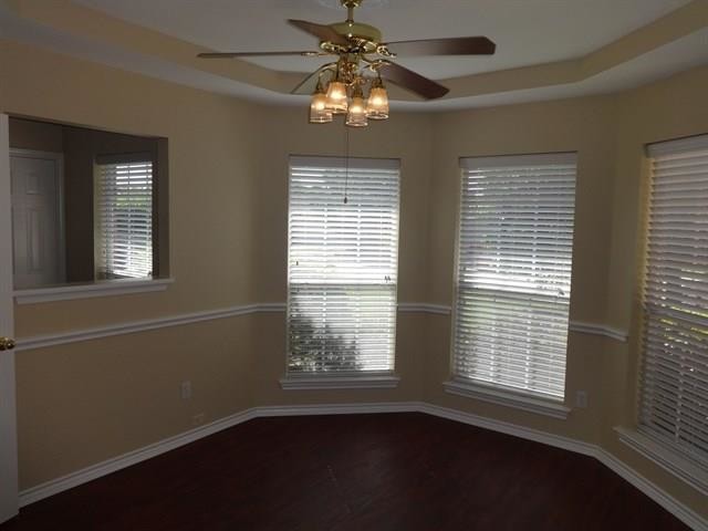 Building Photo - 1082 Springhill Dr