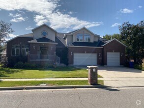 Building Photo - 1106 Birchbrook Cir