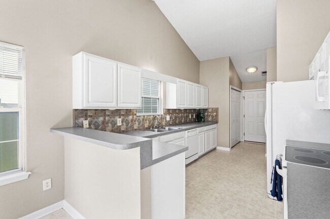 Foto del edificio - 4681 Southgate Pkwy