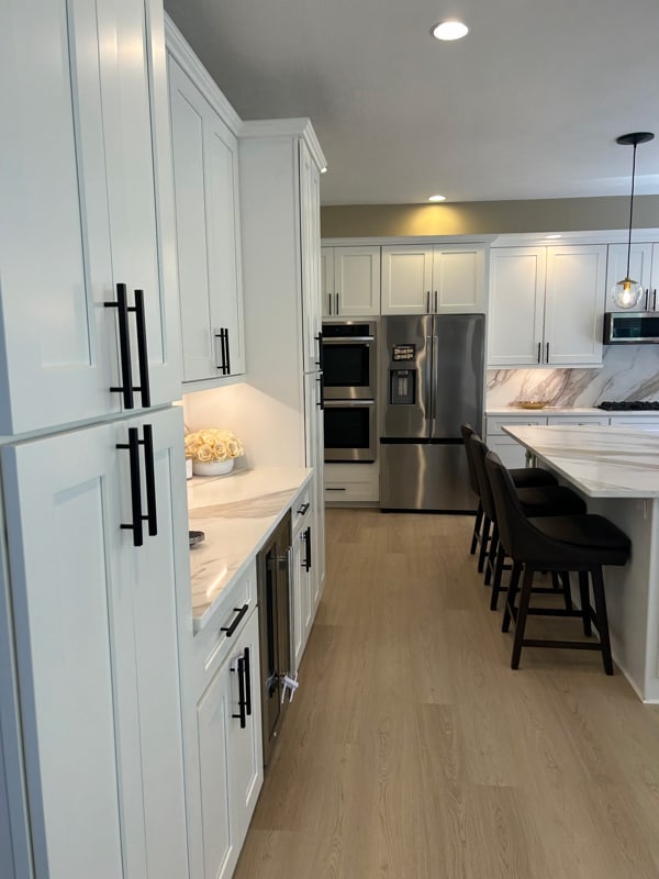 Building Photo - 806 Gallant Fox Ln