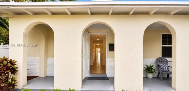Foto del edificio - 953 SW 16th St