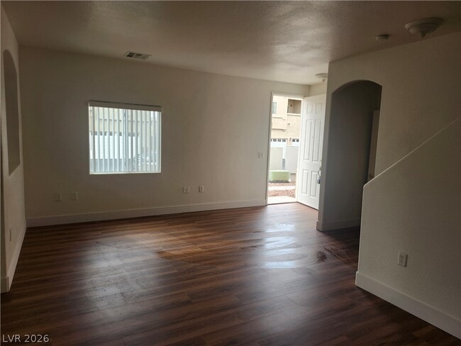 Foto del edificio - 6312 Rolling Rose St