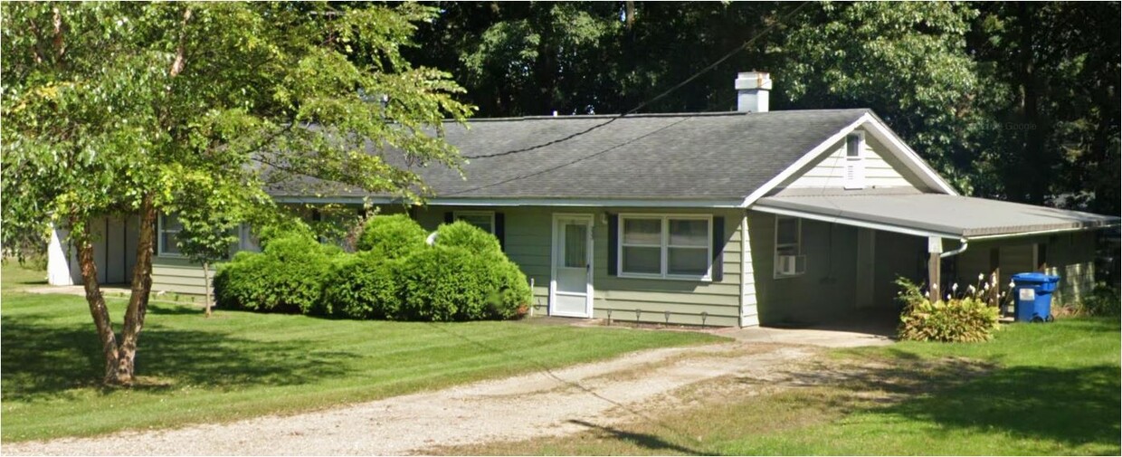 Primary Photo - 233 12th St