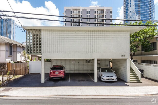 Foto del edificio - 1213 Rycroft St