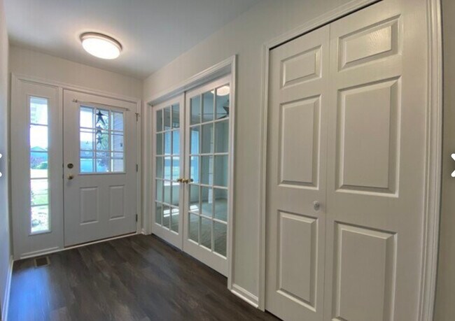 Foto del edificio - 5363 Danbury Cir