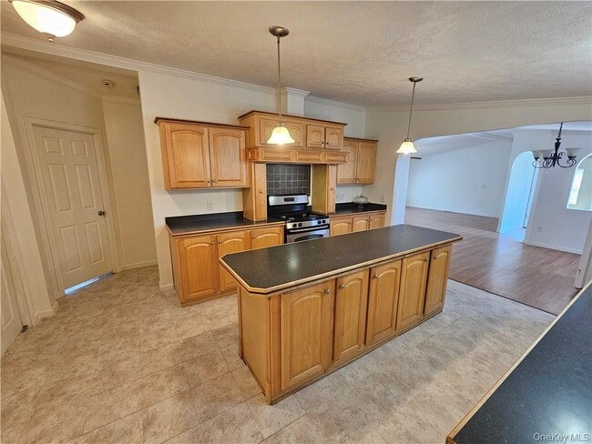 Foto del edificio - 3 Wildwood Rd