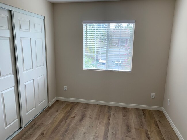 Building Photo - Beautiful Home in Gated Community