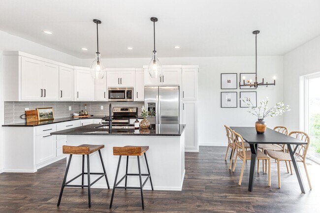 Foto del edificio - 3 Bed 2.5 Bath Single Family Home