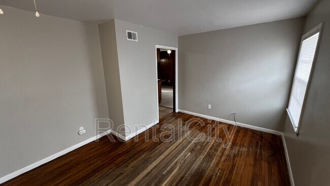 Foto del edificio - 3574 Steele St