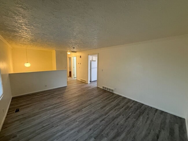 Photo - Single-Family Home In West Valley--Includes Fenced Yard!