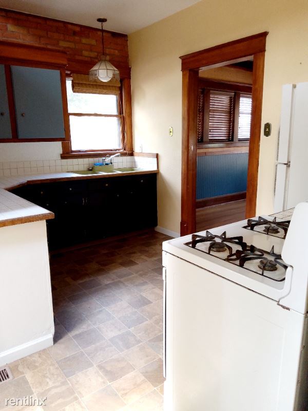 Foto del edificio - 3 br, 1 bath House - 126 W Adams Ave