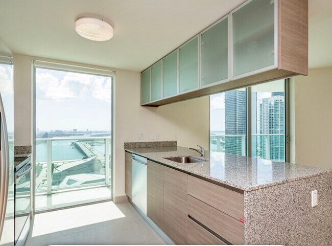 Foto del edificio - 1502 NE Miami Pl