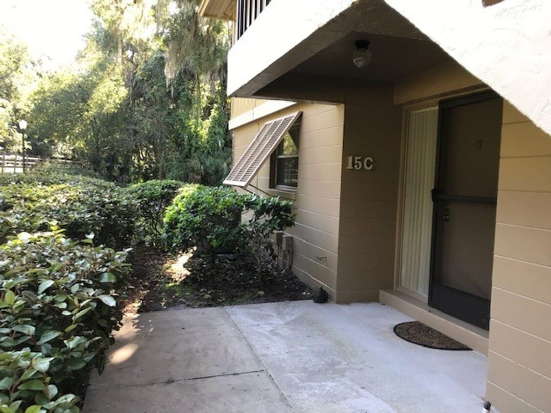 Foto principal - MOVE IN READY CONDO