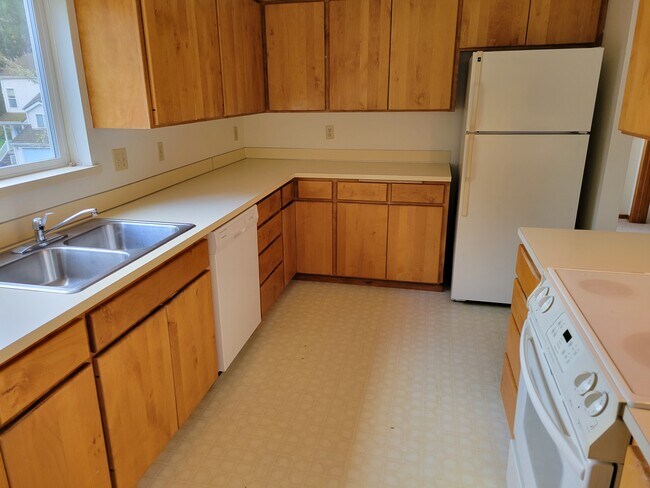 Foto del edificio - 2284 NW Hummingbird Dr