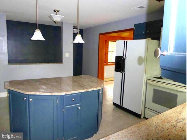 Photo - 5901 Brookland Rd (Alexandria, VA) House