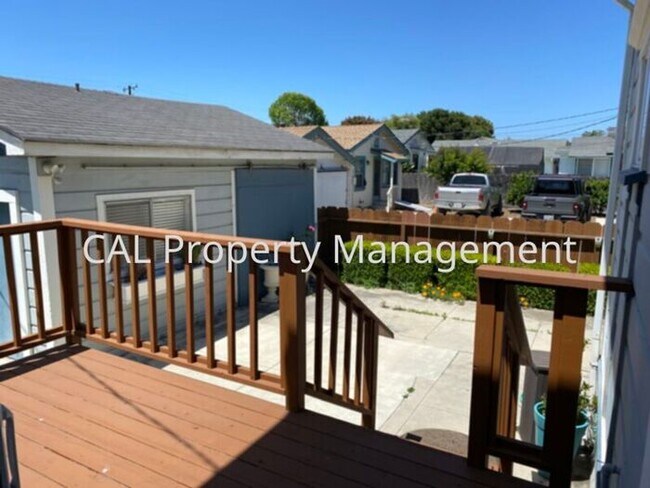 Foto del edificio - Beautiful 4 bedroom home in Salinas, CA