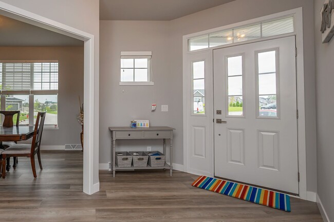 Building Photo - $500 OFF YOUR FIRST THREE MONTHS IF YOU SI...