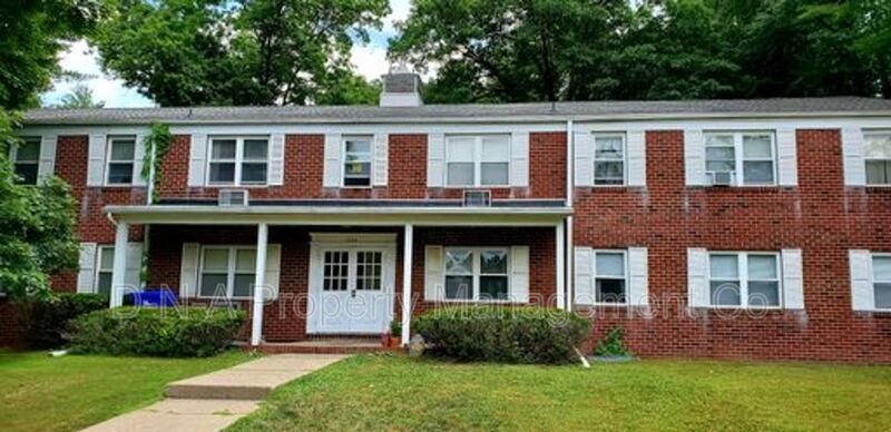 Primary Photo - 737 Clermont Ave