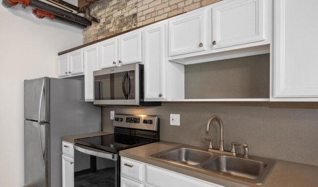 Foto del edificio - 940 Monroe Ave NW