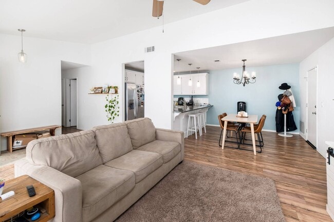 Building Photo - 4776 Mayten Ct