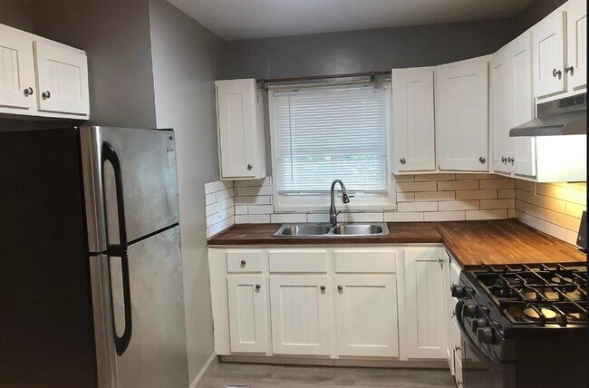 Foto del edificio - 700 Valley Brook Rd