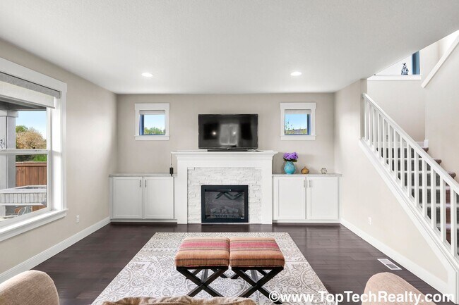 Foto del edificio - Gorgeous North Plains Corner Lot Single Fa...