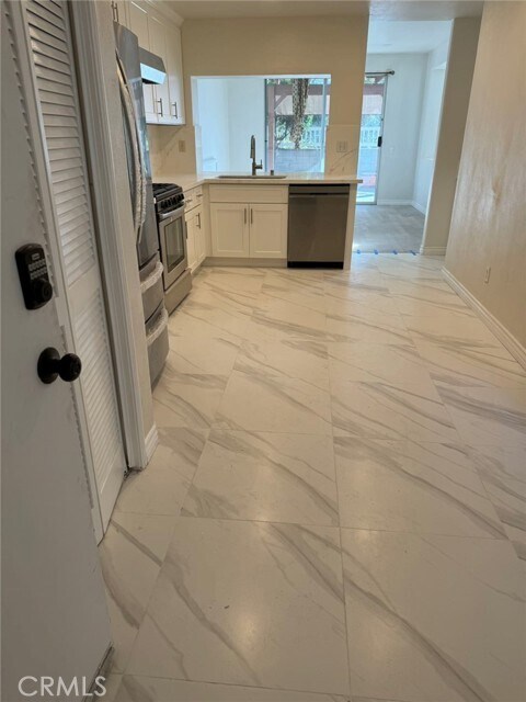 Building Photo - 2647 Pointe Coupee