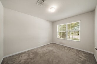 Building Photo - 2638 Bedrock Ln