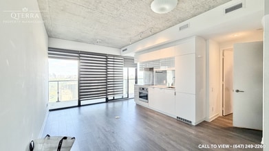 Building Photo - 185 Roehampton Av